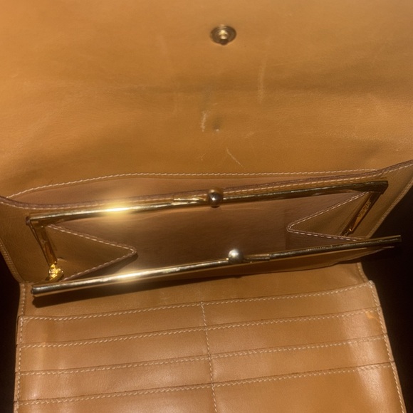 AUTHENTIC FENDI WALLET - Picture 11 of 15